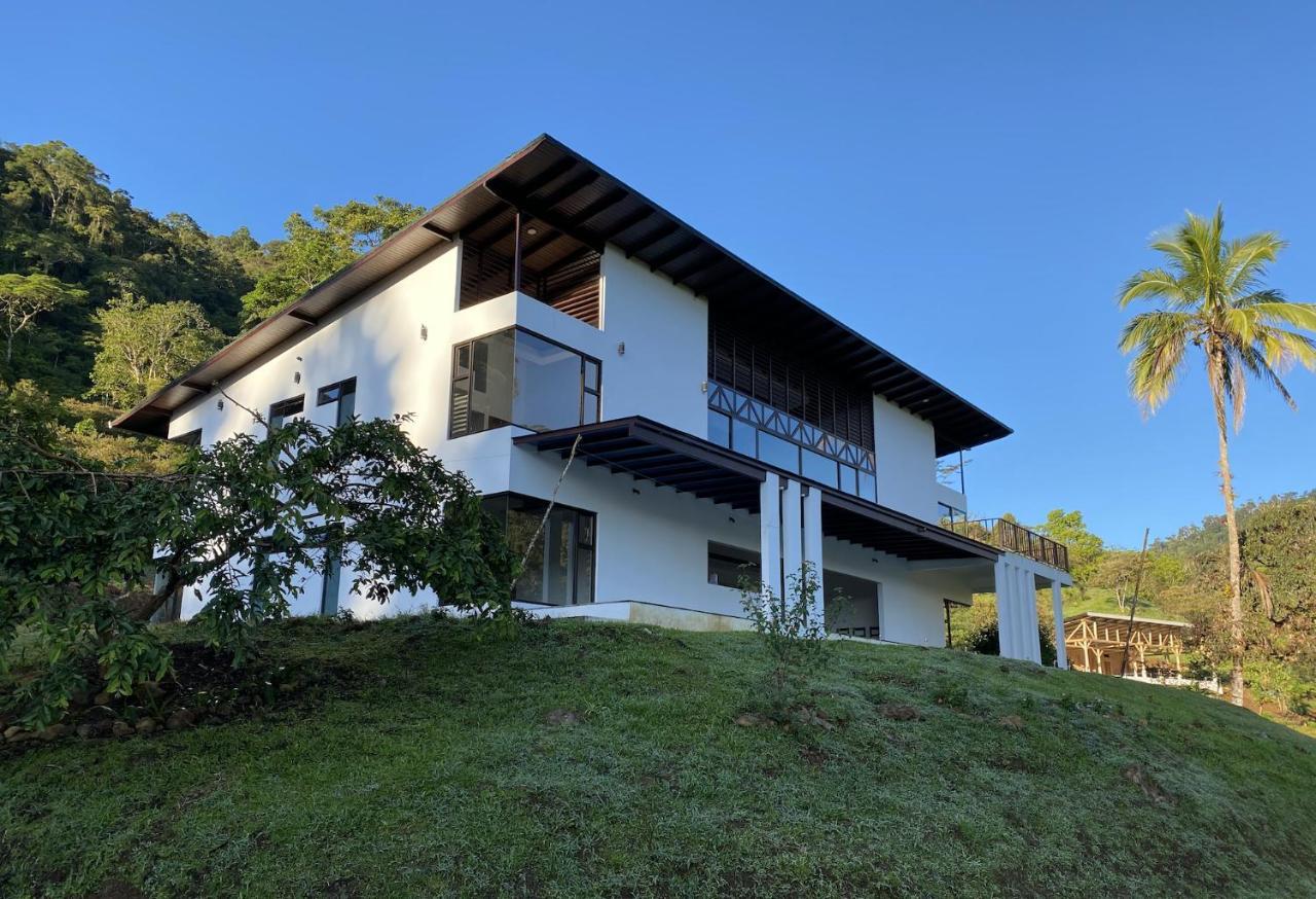 Arte De Plumas Birding Lodge Картаго Екстер'єр фото